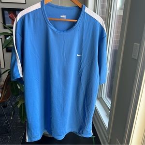 NEW Nike Men‘s Blue Vintage Dri-Fit XL Tennis T-Shirt
